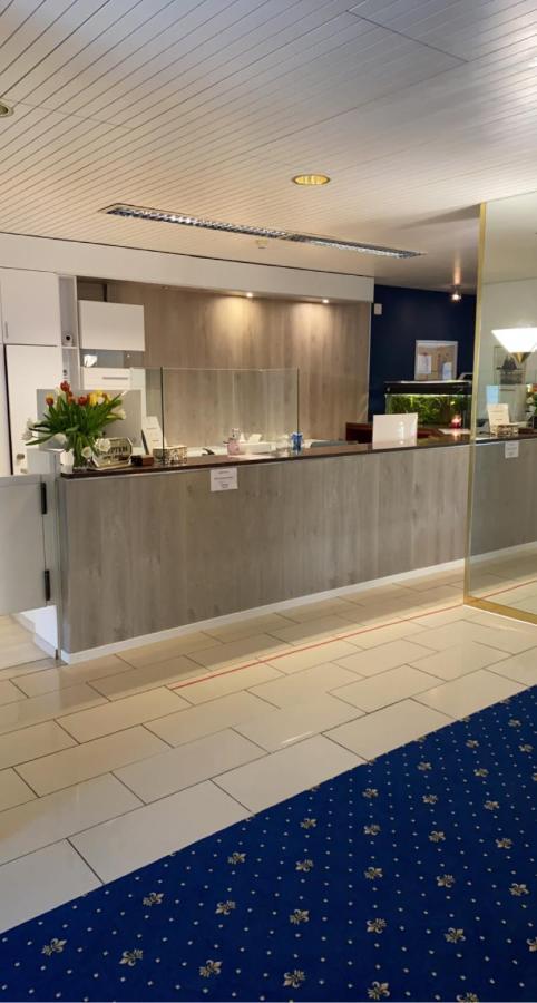 Park - Hotel Inseli Romanshorn Extérieur photo