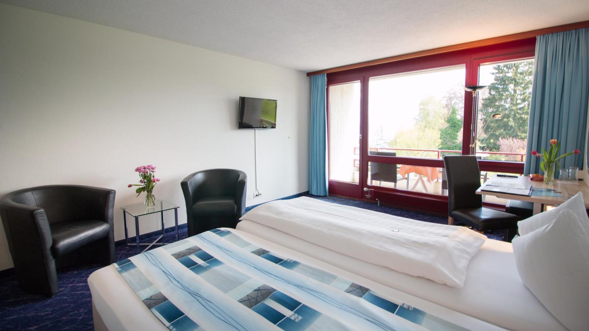 Park - Hotel Inseli Romanshorn Extérieur photo