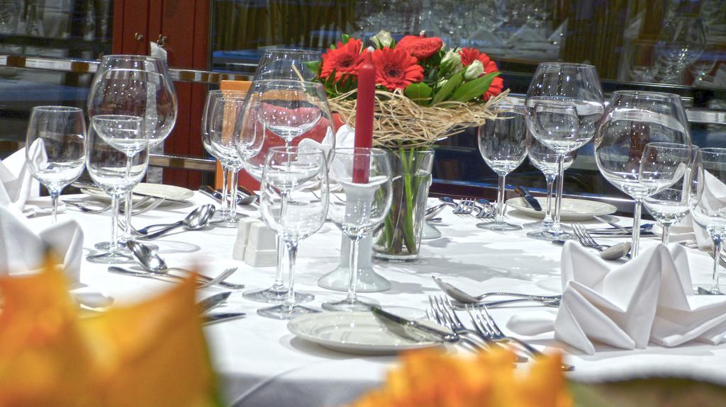 Park - Hotel Inseli Romanshorn Extérieur photo