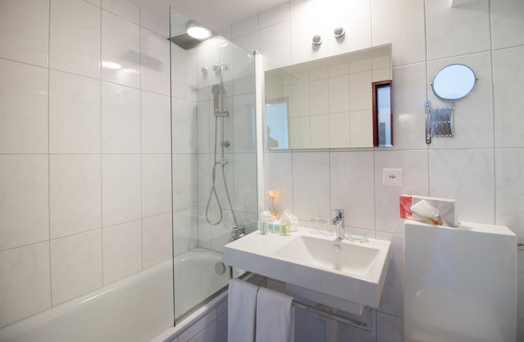 Park - Hotel Inseli Romanshorn Extérieur photo